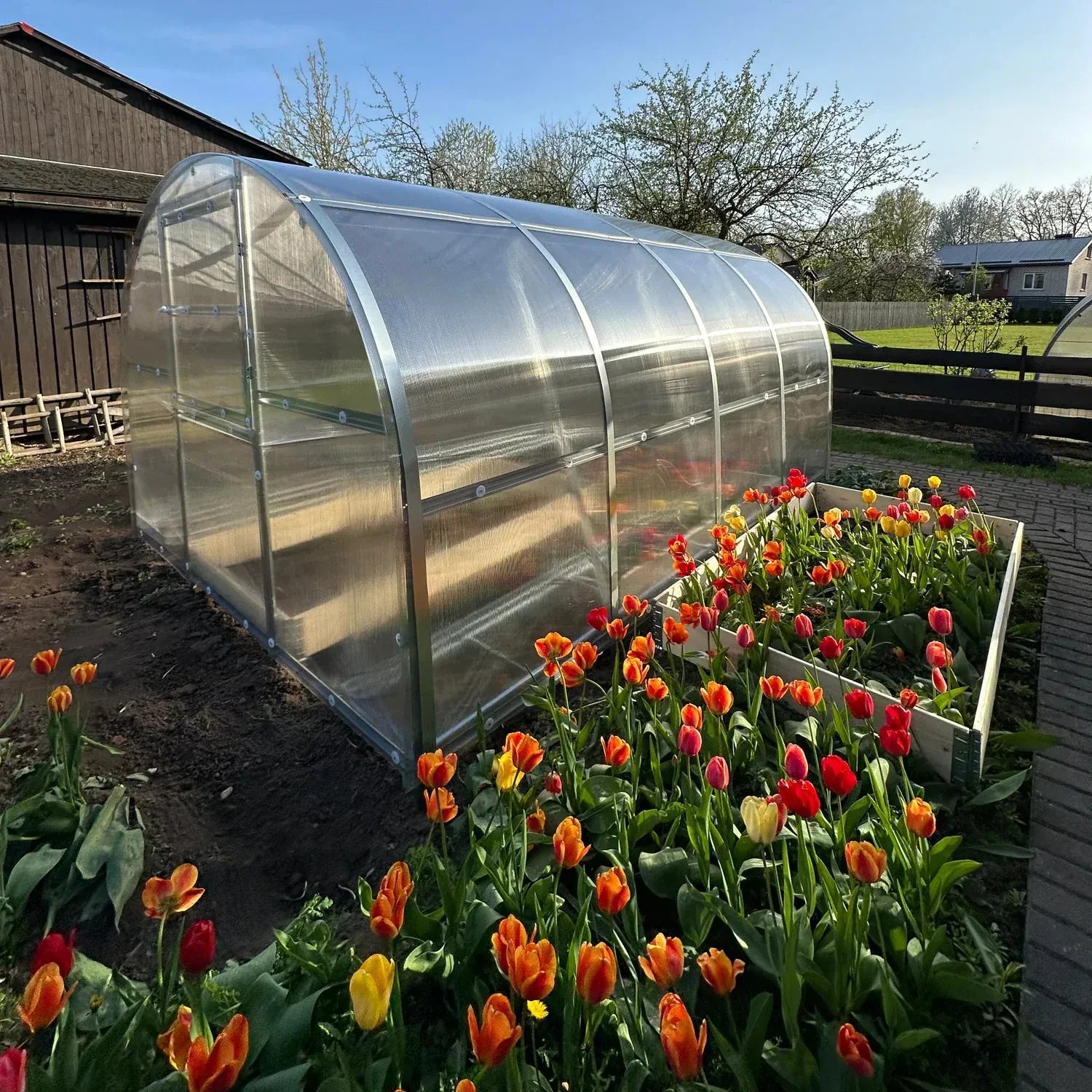 Bac de culture en bois pour serre