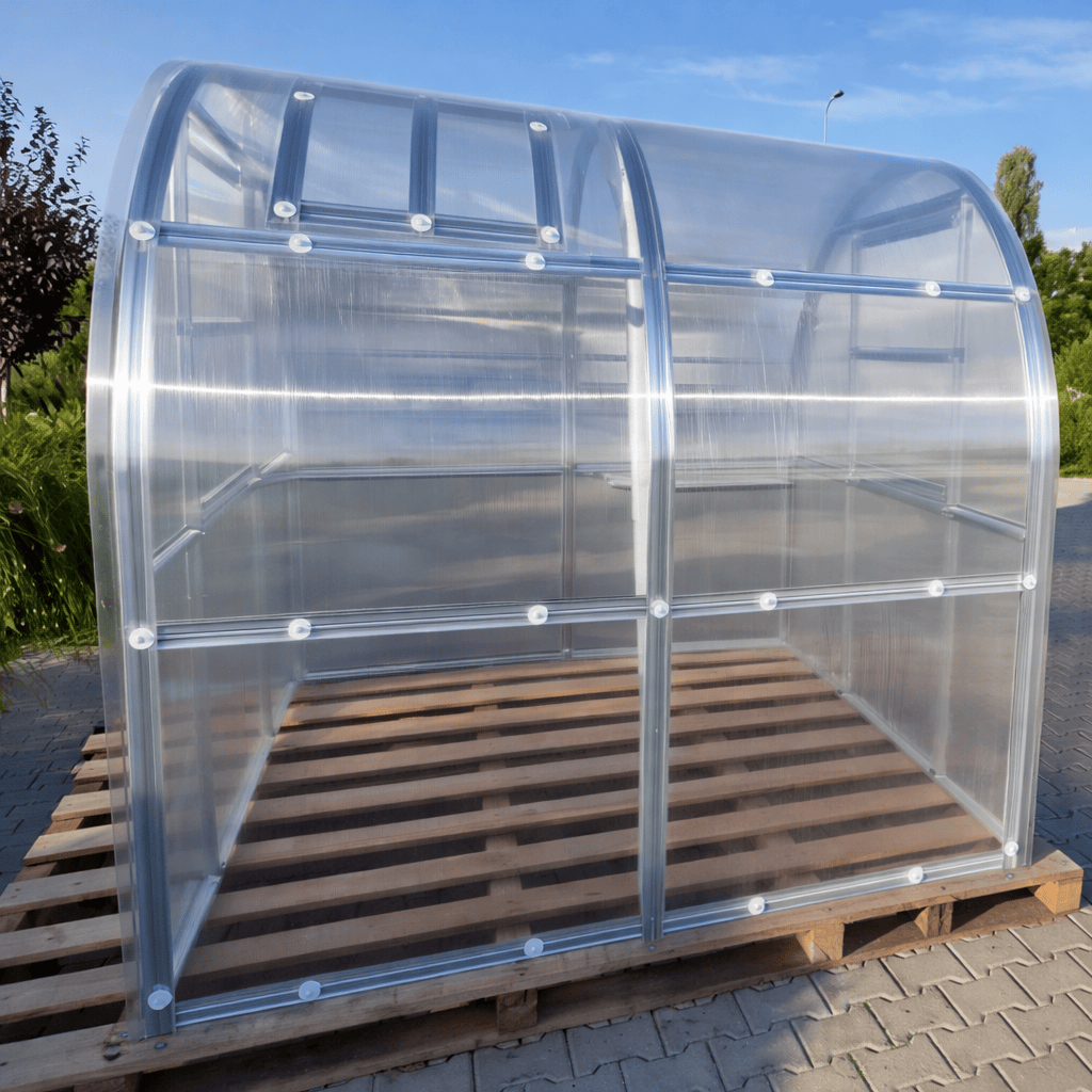 Serre de jardin polycarbonate compacte