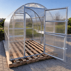 Serre de jardin polycarbonate compacte